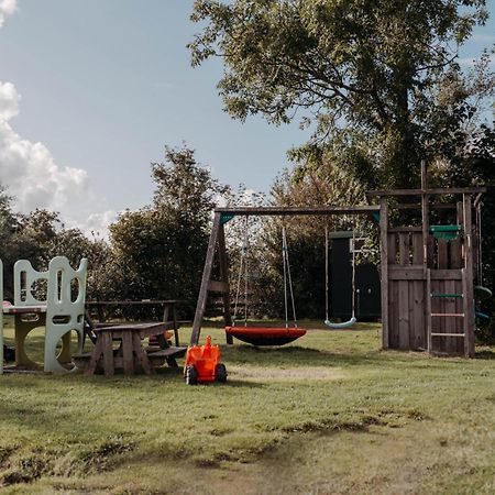 Camping De Tulpenweide Breezand Екстериор снимка